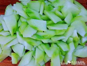 女主播吃佛手瓜,美味与挑战并存