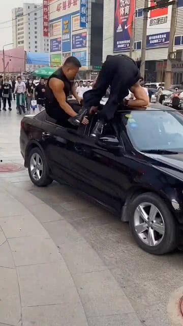 肌肉男吃瓜,揭秘健身圈里的那些“瓜”