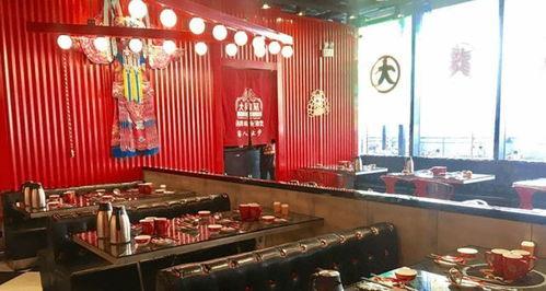 万科广场吃瓜,吃瓜群众的热闹现场，揭秘网红打卡地的魅力所在