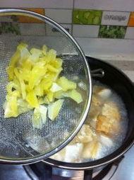 吃瓜厨房海蛎汤,吃瓜厨房里的鲜美滋味