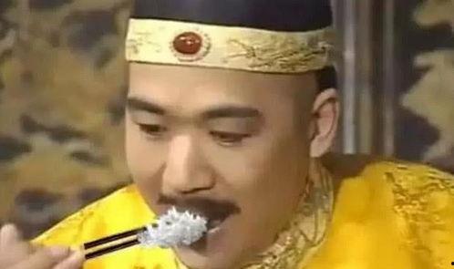 吃瓜系统皇帝的瓜熊猫人,揭秘吃瓜系统皇帝的奇幻旅程