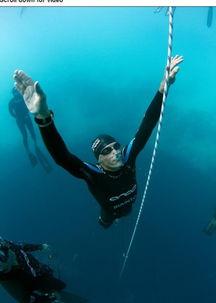 自由潜水吃瓜,探索深海的神秘与挑战