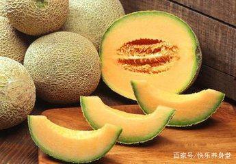 吃瓜2选1,究竟哪个瓜更甜？