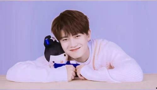 任嘉伦现场吃瓜,意外成为娱乐圈焦点！