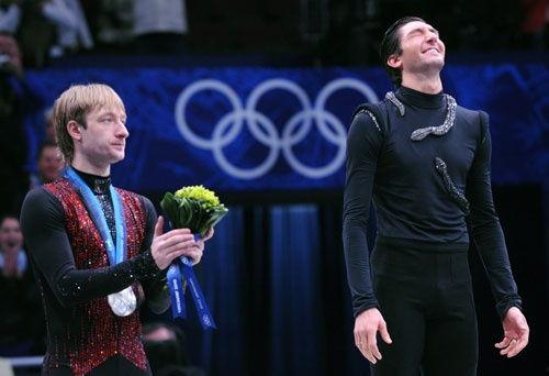 冬奥会花滑吃瓜,冰上舞者演绎的“吃瓜”盛宴