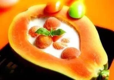 广州2女吃瓜,揭秘网络热议背后的真相