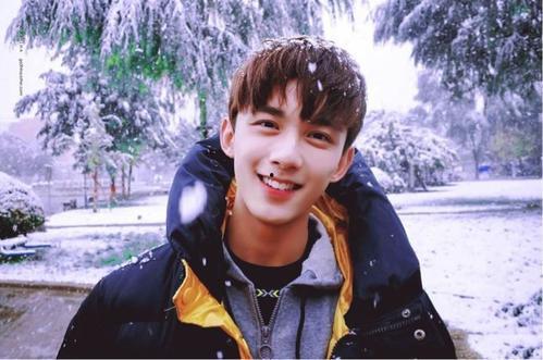 吴磊回应吃瓜事件,澄清事实，坚守初心