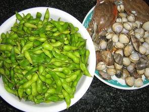 蛇瓜能跟螃蟹一起吃吗,蛇瓜与螃蟹同食的适宜性探讨