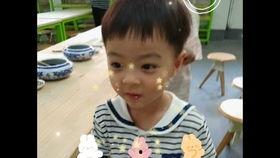 英文rap吃瓜,Rapping Through the Gossip: A Hip-Hop Journey into the World of Buzz and Drama